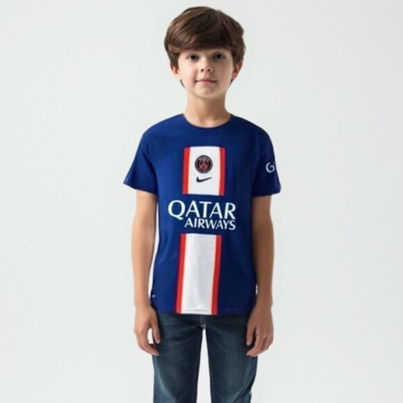 ❤️ Nike Paris 22/23 children PSG Home Football Kit Shirt Sportswear 4-6T - Picture 1 of 8